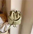  Fermuar Detaylı Kova Çanta