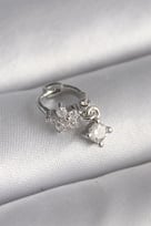 316L Çelik Gümüş Renk Zirkon Taşlı Çiçek Model Sallantı Detay Tragus Piercing - TJ-PR1311