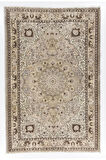 205x307 cm Nötr Renklerde El Düğümlü Eski Madalyon Tasarımlı Anadolu Halısı