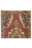 132x235 cm Kırmızı Madalyon Desenli Eski El Dokuma Halı, %100 Yün