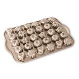 Nordicware 5 Çayı Mini Kek Şekilleri Kalıbı