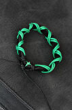 Yeşil İpli Siyah Renk Deri Erkek Bileklik