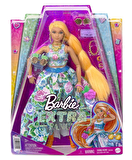 Barbie Extra Fancy Bebek ve Kedi Dostu Yeşil Elbiseli Sarışın HHN14