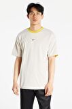 Nike Sportswear Style Essentials Çift Yönlü Tişört Krem Sarı