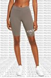 Nike Women's Mid Rise Bike Shorts Vizon Kahveregi Biker Şort Tayt