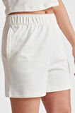 Nike Sportswear Essential Loose Fit Jersey Shorts Bol Kesim Ağır Modal Kadın Şort Beyaz Krem
