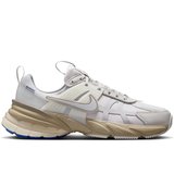 Nike V2K Run Goretex Womens Walking Shoes Gray Kadın Yürüyüş Ayakkabısı Gri