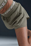 Nike Pro Dri Fİt 2IN1 Loose Fit Women's Shorts Kadın Bol Kesim Taytlı Antrenman Şortu Haki