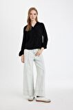 DeFacto Regular Fit Basic Düz Düğmeli Uzun Kollu Gömlek N2518AZ24AUBK81