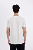 DeFacto Slim Fit Dar Kesim Bisiklet Yaka Baskılı Kısa Kollu Tişört C5674AX24HSER105