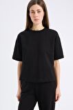 DeFacto Relax Fit Bisiklet Yaka Basic Düz Kısa Kollu Siyah Tişört C7630AX25SPBK81