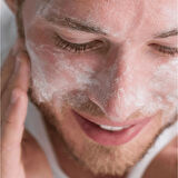 Neutrogena All-in-1 Akne Control Günlük Peeling 124 ML