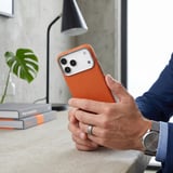 iPhone 17 Pro Max Turuncu Premium Vintage Dokulu Darbe Emici Kamera Korumalı MagSafe Uyumlu Telefon Kılıfı