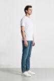 DeFacto Pedro Slim Fit Dar Kalıp Normal Bel Dar Paça Jean Pantolon E3366AX25SPNM29