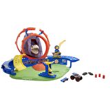 Monster Trucks Volkanik Alanda Macera Oyun Seti GYL14