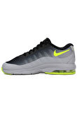 Nike Air Max Invigor Küçük Çocuk Ayakkabısı Gri Siyah