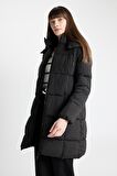 DeFacto Puffer Şişme Uzun Mont Parka Su İtici Regular Kalıp Çıkarılabilir Kapüşonlu A1315AX24WNBK27