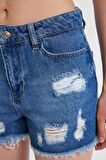 DeFacto Yüksek Bel Kesik Uçlu Paça Jean Şort C0631AX24HSNM34