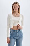DeFacto Regular Fit Crop Düğmeli V Yaka Triko Hırka A2076AX24AUER103
