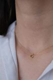 Güzide 14 Ayar Altın Minimal Taşlı Ay Kolye