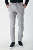 Açık Gri Likralı Yan Cepli Lastikli Slim Fit Dar Kesim Casual Pantolon 1003240155