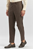 Koyu Kahverengi Kendinden Desenli Bez Ayağı Comfort Fit Classic Pantolon 1003240163