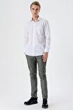 Beyaz Uzun Kollu Filafil Desen Sert Yaka Cepli Basic Comfort Fit Rahat Kesim Gömlek 1004235002