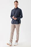 Koyu Lacivert Uzun Kollu Gabardin Sert Yaka Cepli Casual Comfort Fit Rahat Kesim Gömlek 1004235108
