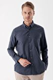 Koyu Lacivert Uzun Kollu Gabardin Sert Yaka Cepli Casual Comfort Fit Rahat Kesim Gömlek 1004235108