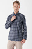 Uzun Kollu Ekoseli Gabardin Sert Yaka Cepli Garnili Casual Comfort Fit Gömlek 1004235109 Koyu Lacivert