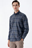 Uzun Kollu Ekoseli Gabardin Sert Yaka Cepli Garnili Casual Comfort Fit Gömlek 1004235111 Koyu Lacivert