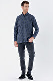 Uzun Kollu Ekoseli Düğmeli Yaka Cepli Garnili Pamuklu Klasik Comfort Fit Gömlek 1004235142 Lacivert