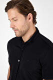 Siyah Kısa Kol Düğmeli Yaka Cepsiz Performans Ürün Slim Fit  Gömlek 1004250256