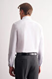 Beyaz Klasik Yaka Uzun Kol Cepsiz Slim Fit Basic Pamuklu Gömlek 1004255057