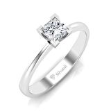 0,50 Karat G Renk Uluslararası Sertifikalı Pırlanta Prenses Yüzük