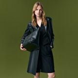 Canika Siyah Kadın Deri Blazer Trençkot