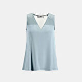 Kadın Mavi Deri Detaylı Perforeli Bluz