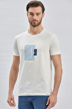 Açık Krem Baskılı Bez Ayağı Bisiklet Yaka %100 Pamuk Casual Slim Fit Dar Kesim Tişört 1011240167
