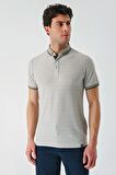 Taş Rengi Desenli Jakarlı Düğmeli Yaka Cepli Casual Slim Fit Dar Kesim Tişört 1011240175