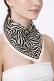 Tarzını Seç Beyaz Zebra Fular / Bandana / Aksesuar 48x48 cm