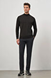 Siyah Uzun Kol Kendinden Desenli Örme Yarım Balıkçı Yaka Classic Comfort Fit Triko 1012245159