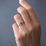 0,50 Karat Pırlantalı Damla Safir Yüzük