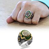 Yeşil Kehribar Üzeri Anadolu Motifli Yanları Gravür İşlemeli 925 Ayar Gümüş Erkek Yüzük