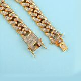 Chavin 12 mm. Kalın Taşlı Gold Alloy Bayan Bileklik er02sr