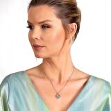 Tesbihane Multicolor Zirkon Taşlı Oval Tasarım At Nalı Detaylı 925 Ayar Gümüş Kadın Şans Kolyesi