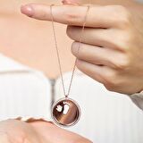 Zirkon Taşlı Bebek El/Ayak Detaylı Rose Renk Kişiye Özel İsim/Harf Yazılı 925 Ayar Gümüş Kadın Kolye