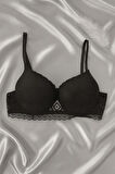 Siyah Dantelli Push Up Sütyen Takımı