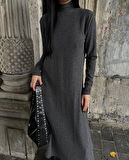 Boğazlı kalın bürümcük uzun elbise siyah