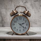 Lunaev Nostaljik Çalar Saat Retro Tasarım Sarı Analog Yuvarlak Masa Saati