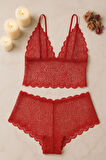 Kadın Kırmızı Dantel Bralet Şort Takımı – Tutkulu ve Çekici İç Giyim
